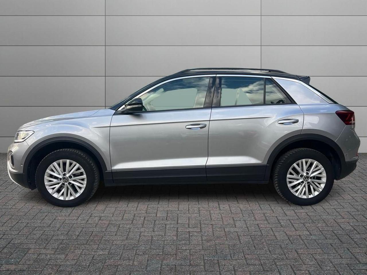 VOLKSWAGEN T-Roc - immagine 2