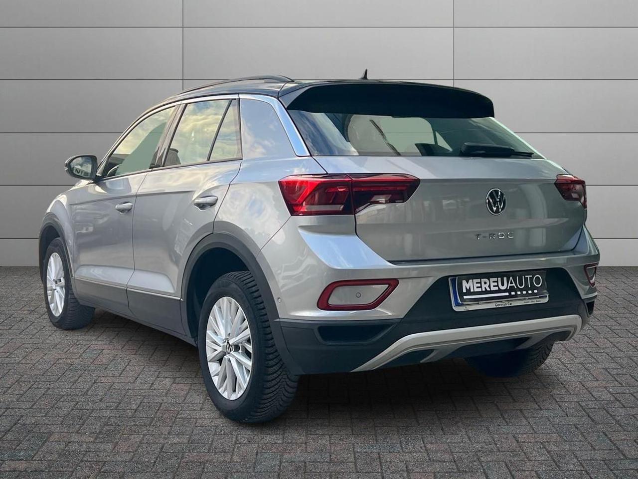 VOLKSWAGEN T-Roc - immagine 4